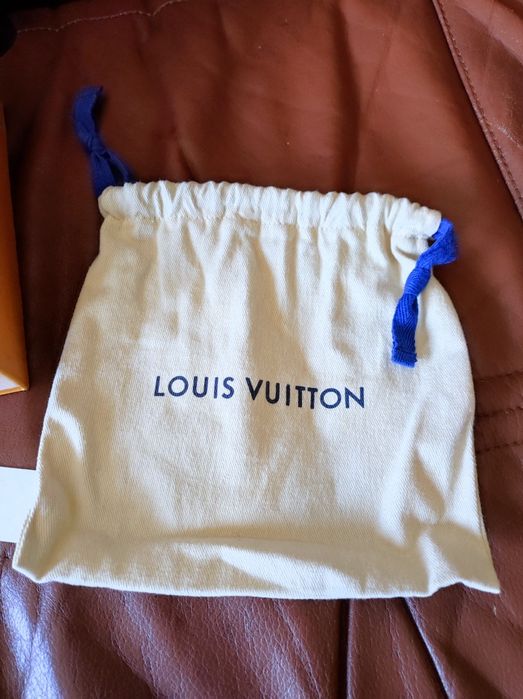 Cinto Louis Vuitton em couro original