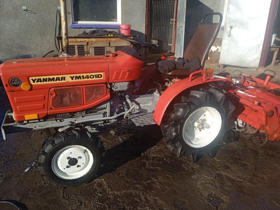 Тракторець японець