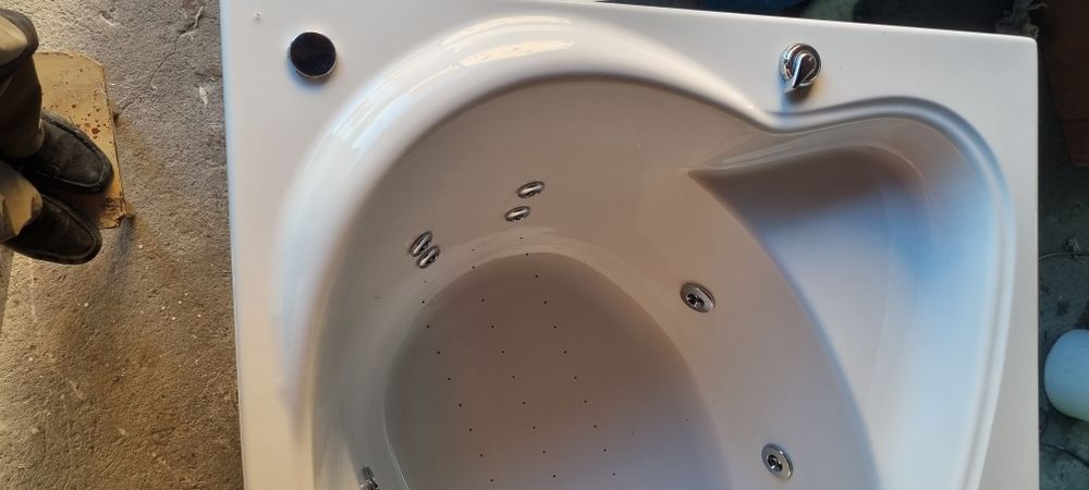 Wanna z hydromasażem Europa Lewa 170X115 POOL-SPA