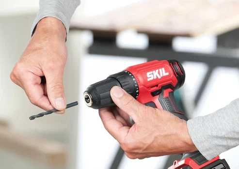 Aparafusadora sem fio SKIL 2740 AA 12V