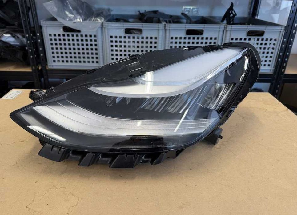 Розборка Tesla model 3 2022 Тесла модел 3