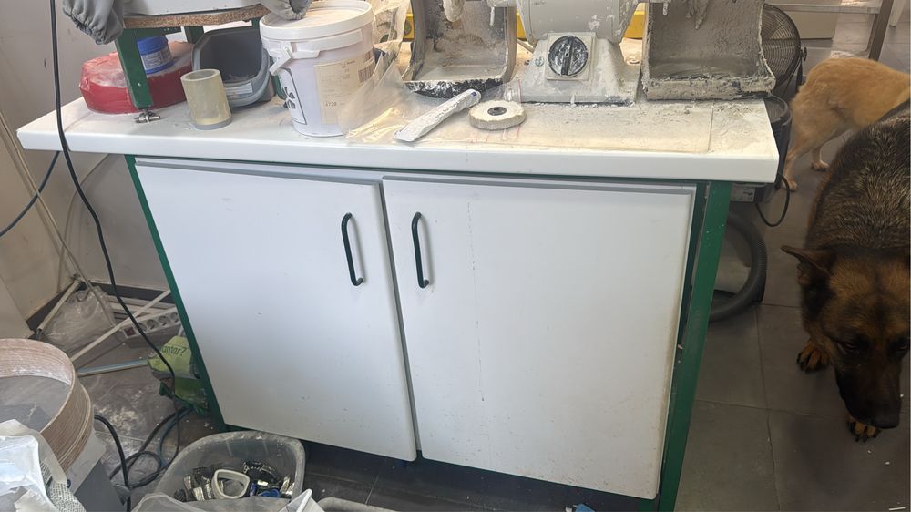 Equipamento de laboratorio de protese dentaria