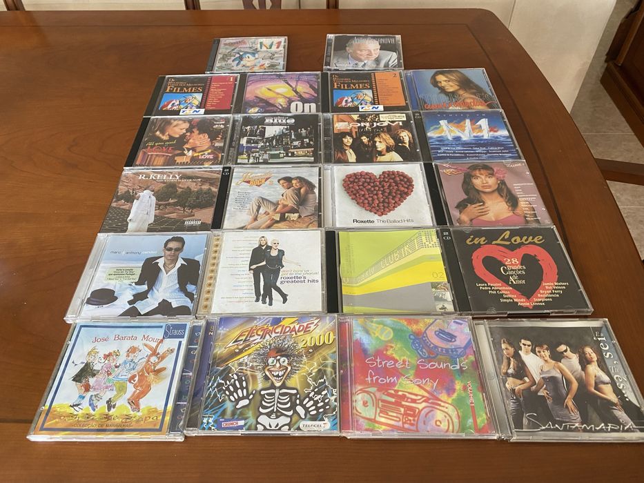 Varios CDS em muito bom estado