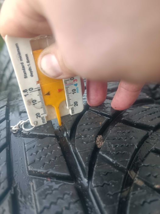 5x108 225/40R19 cali koła zimowe PUMA ST FOCUS RS ST stan bdb.