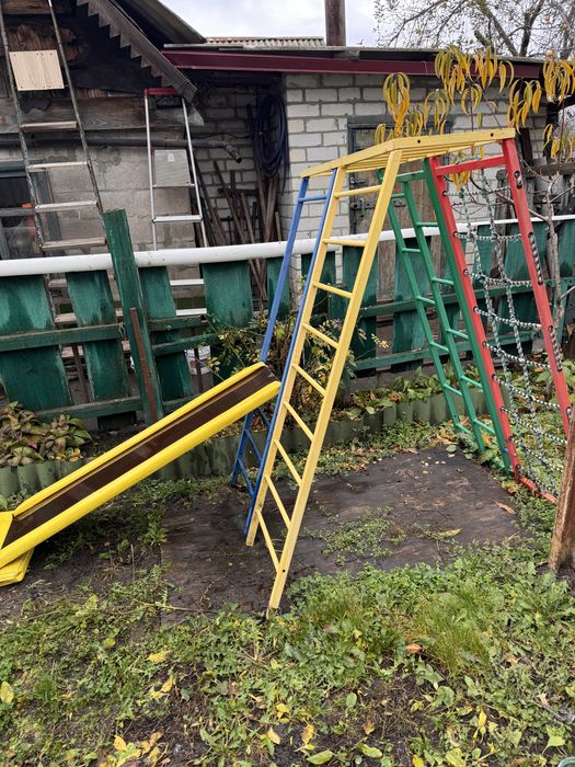 Детский комплекс,горка,спортивный уголок