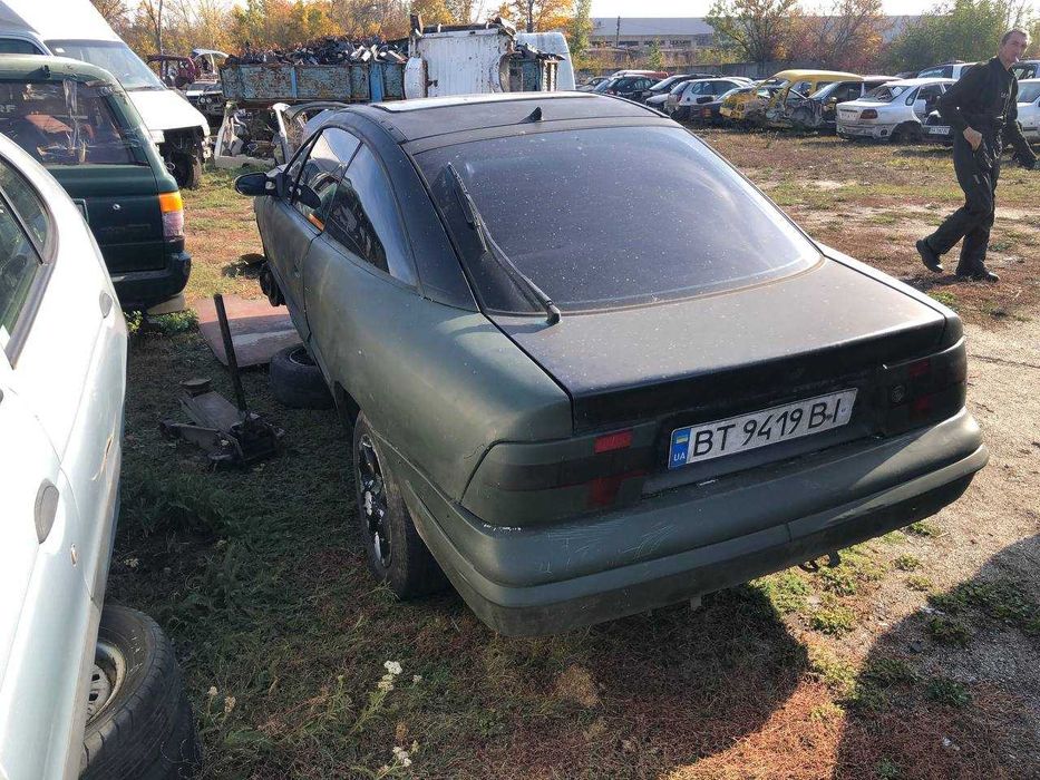 Opel Calibra 2.0L инжектор авторазборка на запчасти