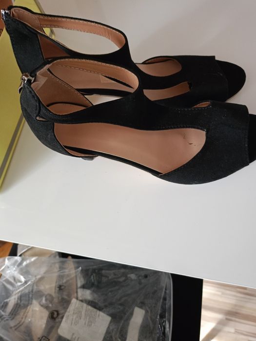 Okazja Fajne buty rozmiar 40