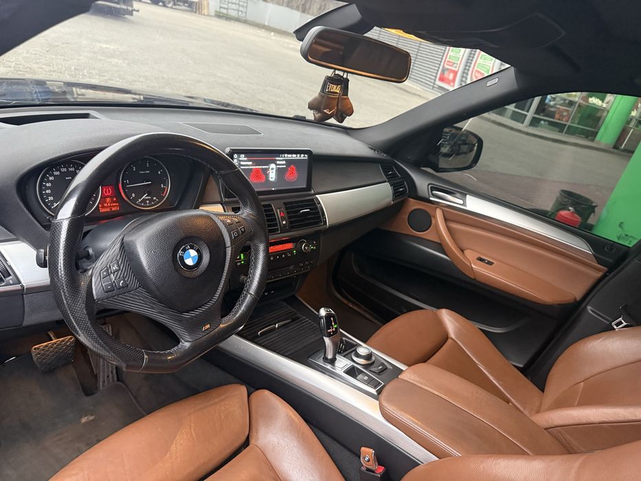 Продам BMW X5 E 70