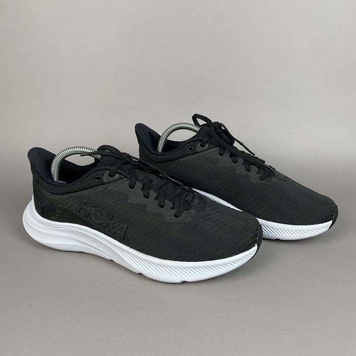 р.40 Оригінал! Кросівки жіночі для бігу Hoka Solimar Wide Чорні