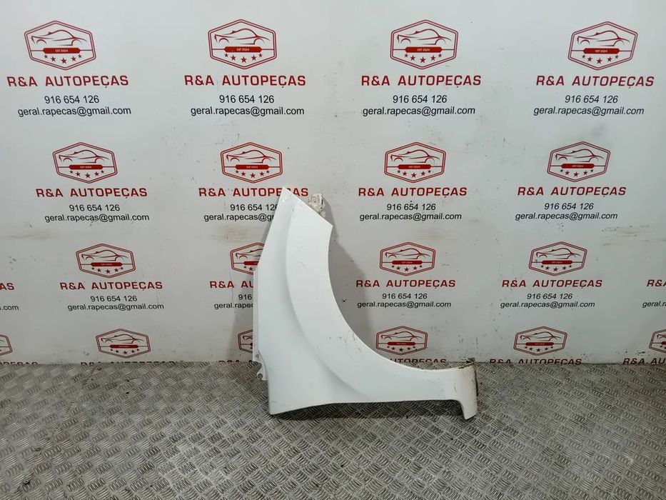 Guarda Lamas Frente Frontal Ford Fiesta MK6 VI Original