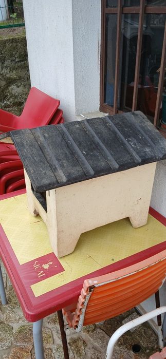 Casota pequena para cão
