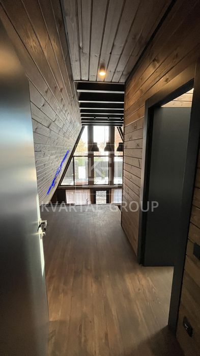 A-Frame будинок 116 м² з дизайнерським ремонтом. Буча