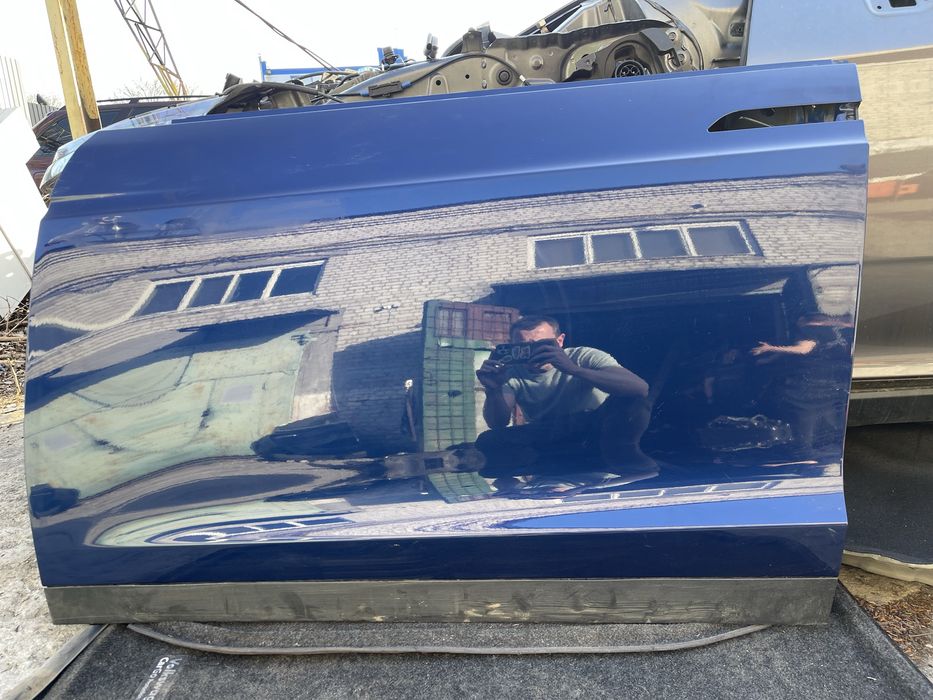 Двері передні ліві Tesla Model X 2022+ plaid