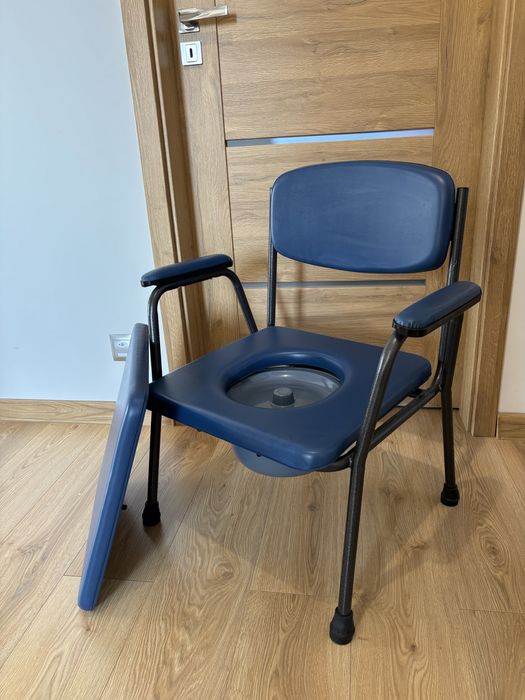 Krzesło toaletowe dla seniora / osoby niepełnosprawnej