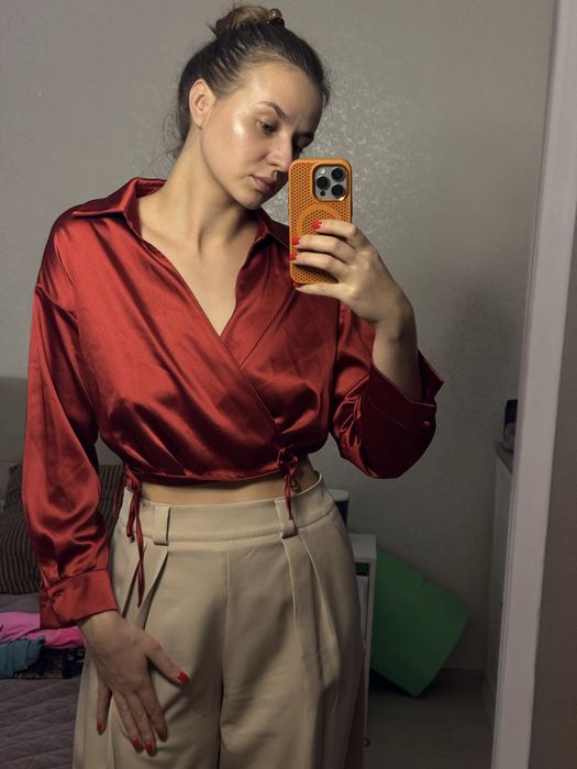 Блузка червона укорочена Зара