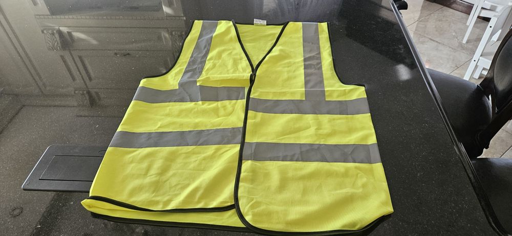Kamizelki odblaskowe różne rozmiary 3 szr