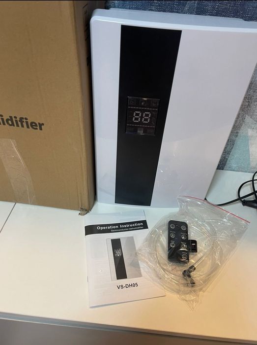 напівпровідниковий осушувач повітря VS-DH05 2.2 л -90 ват