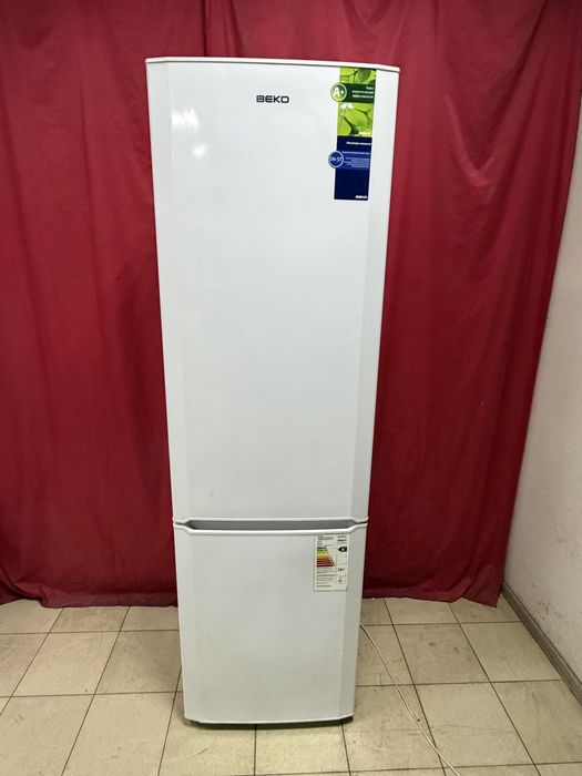 Холодильник BEKO CS 338022
