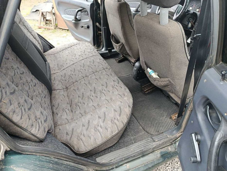 Автомобіль ВАЗ 2115