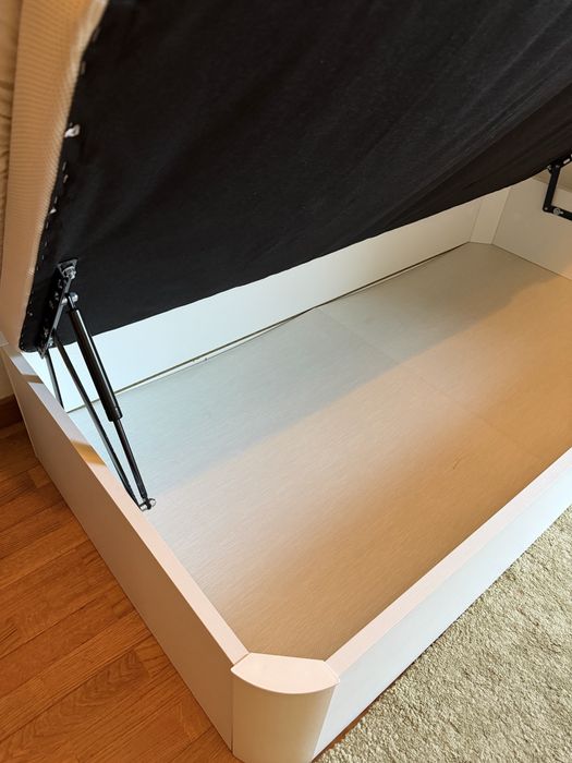 Vende-se cama 180 × 90 cm — 50 €