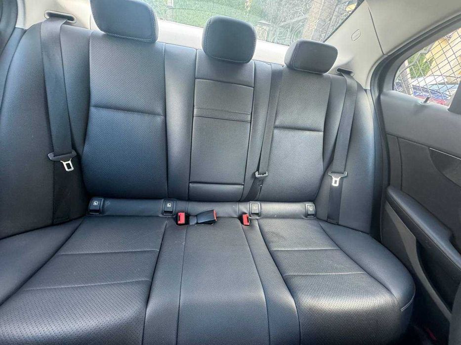 Сидіння (перід і зад) до Mercedes-Benz C-Class W205 2014-2018