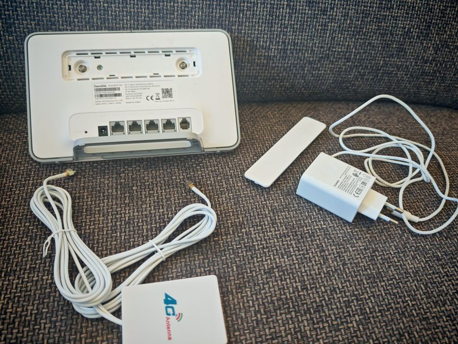 Nowy model routera 400 Mbps Huawei B535-333 Soyealink 4G+ z antena