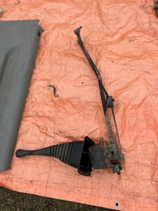 Wybierak drążek zmiany biegów VW T4 Transporter 2.5