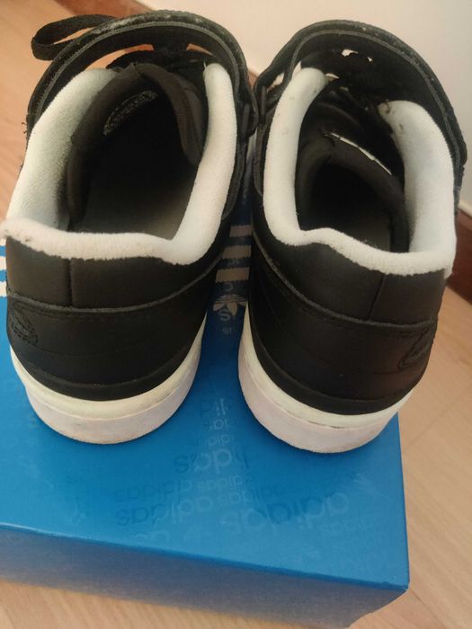 Ténis Adidas Forum Low tamanho: 40 2/3