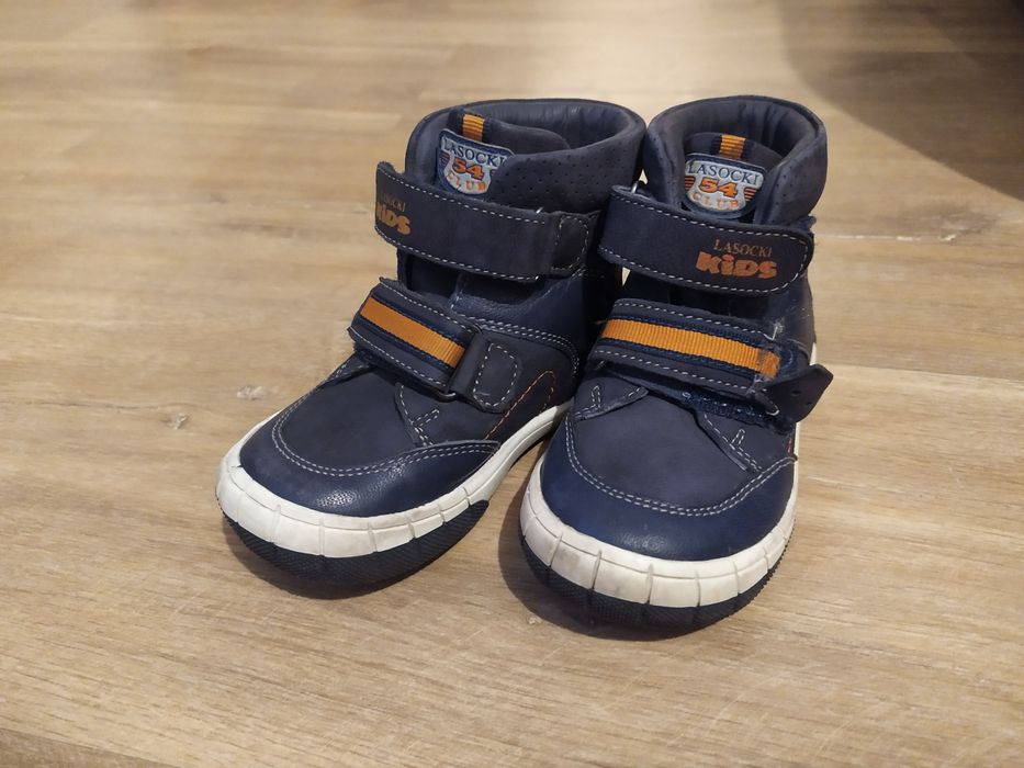 Buty dla chłopca Lasocki, rozm. 23, wkładka ok. 16 cm