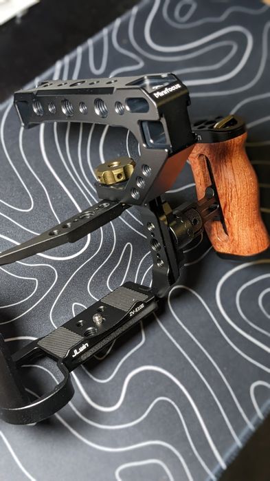 Клітка для Sony ZV-E10 II покоління