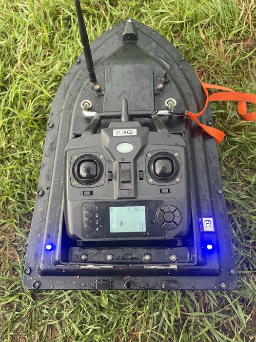 Кораблик Flytec D16 з GPS