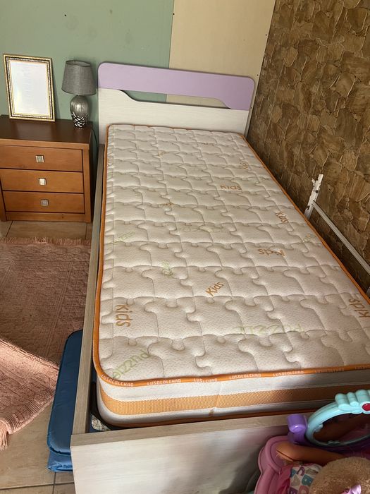 Cama solteiro com colchao