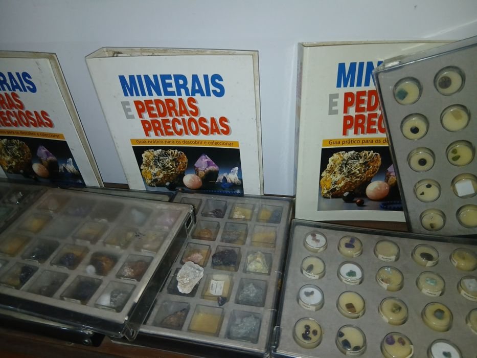 Colecao. 140  Minerais pedra preciosa  e franciculo  por 140 €