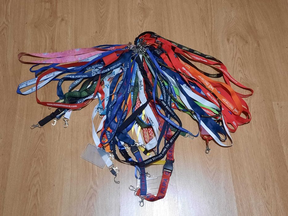 Vendo fitas de pescoço/porta chaves