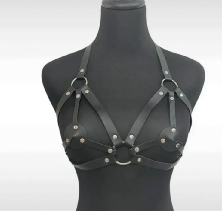 Nowy harness uprząż stanik