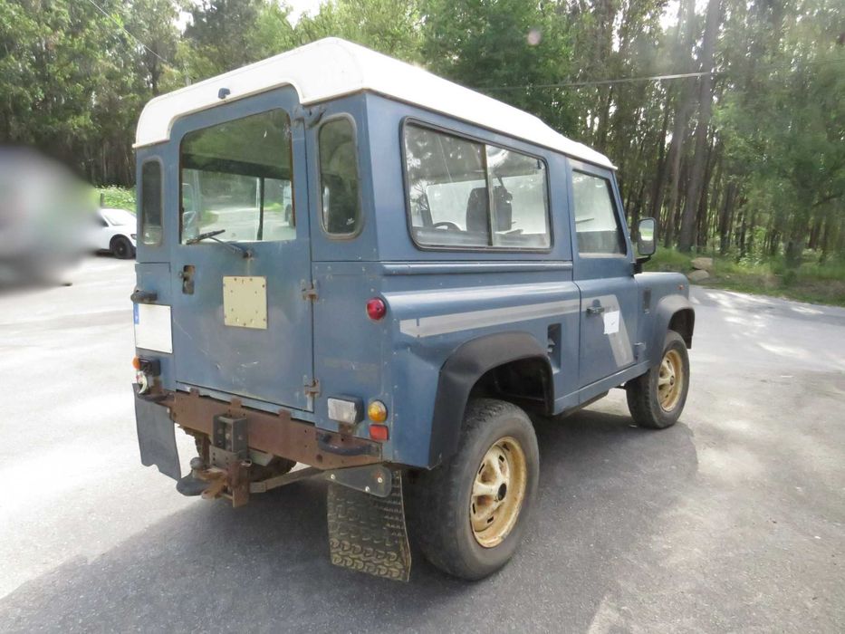 LAND ROVER DEFENDER Station Wagon 2.5 TDI 4X4 de 1994 - Peças Usadas