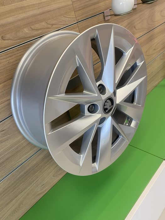 Диск з гумою Rotare R17 5 112 Octavia A8