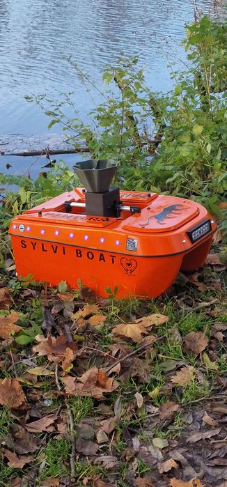 Łódka zanętowa SYLVI BOAT