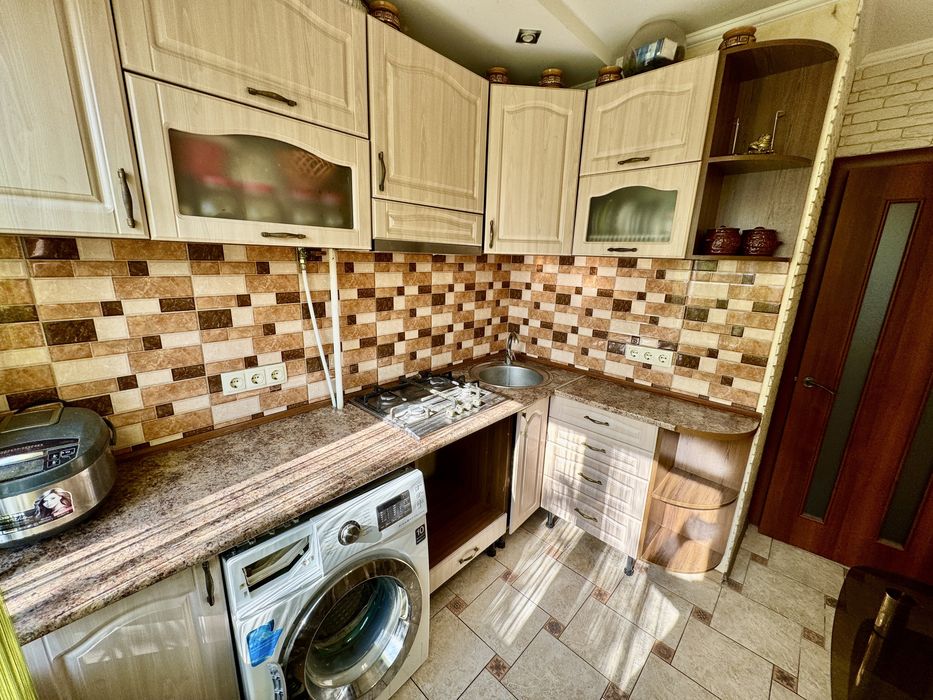 Продаж 3 кім кв в гарному будинку