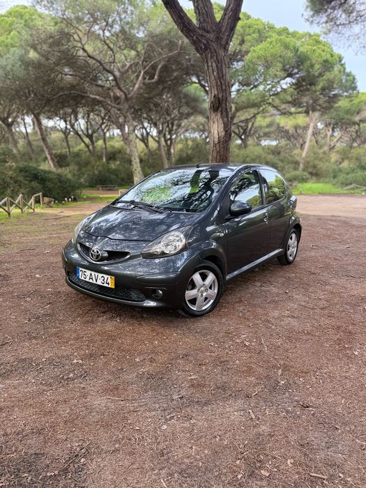 Toyota Aygo 1.0 com AC