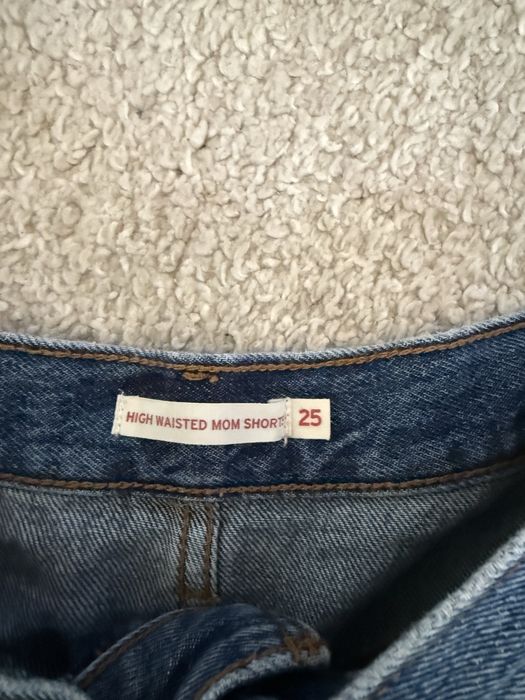 Spidenki szorty girmy Levis rozm 25