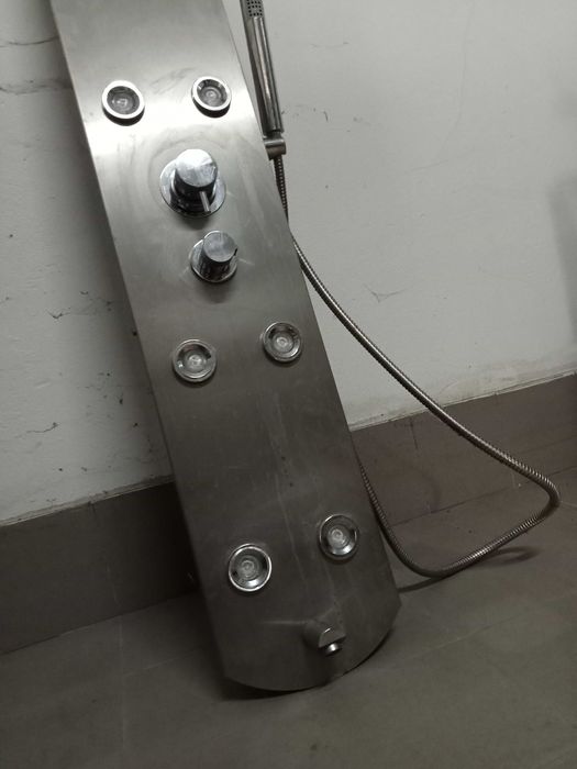 Coluna de hidromassagem Sanitana