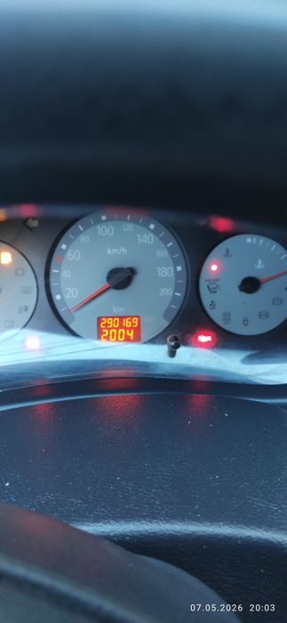 Автомобиль Renault Clio Symbol