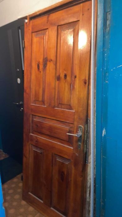 Двері дерев'яні