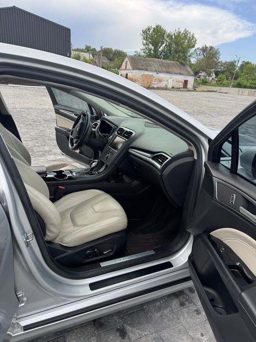 Ford Fusion 2015