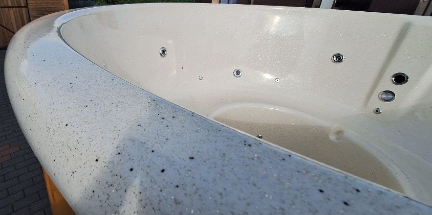 Jacuzzi ogrodowe / balia ogrodowa Film