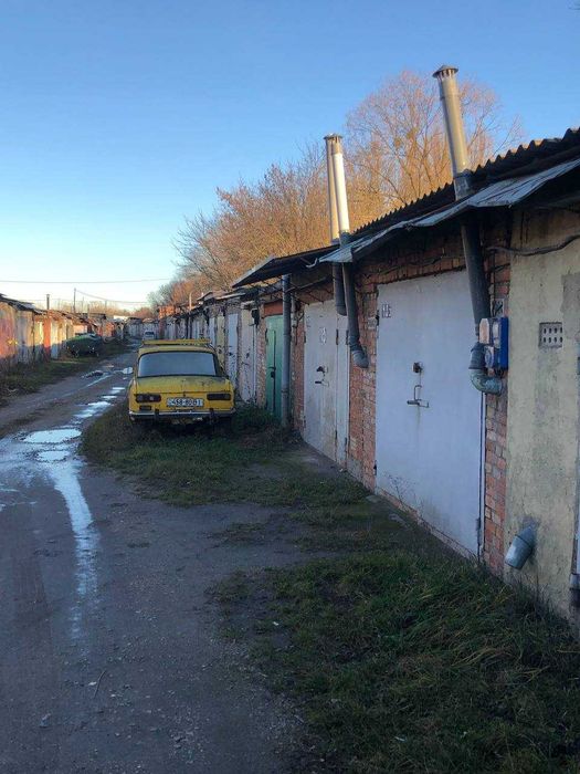 Продам гараж в гаражному кооперативі на Ближньому Замості 6828