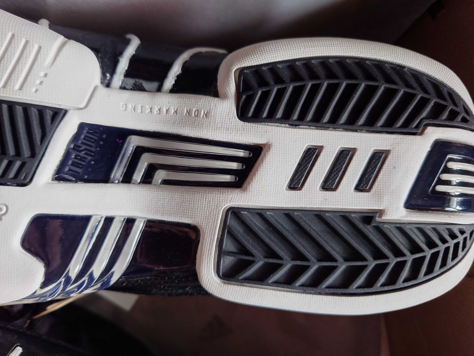 Adidas T mac 3 restomod magic 8 ball us11 маломірять