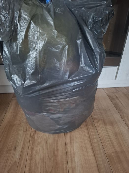 Ubrania damskie s,m  1,5 worka