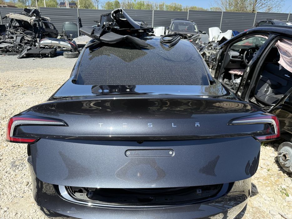 Кришка/ляда багажника до Tesla model 3 Highland,Тесла модель 3 Хайленд сіра PN01